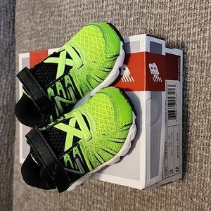 Infants New Balance KV890CHI size 3